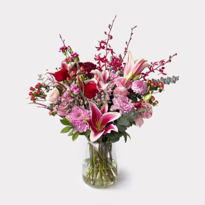 Red Velvet Rose Bouquet in Vase